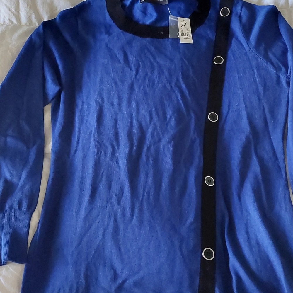 New York and Company sweater - Picture 2 of 3
